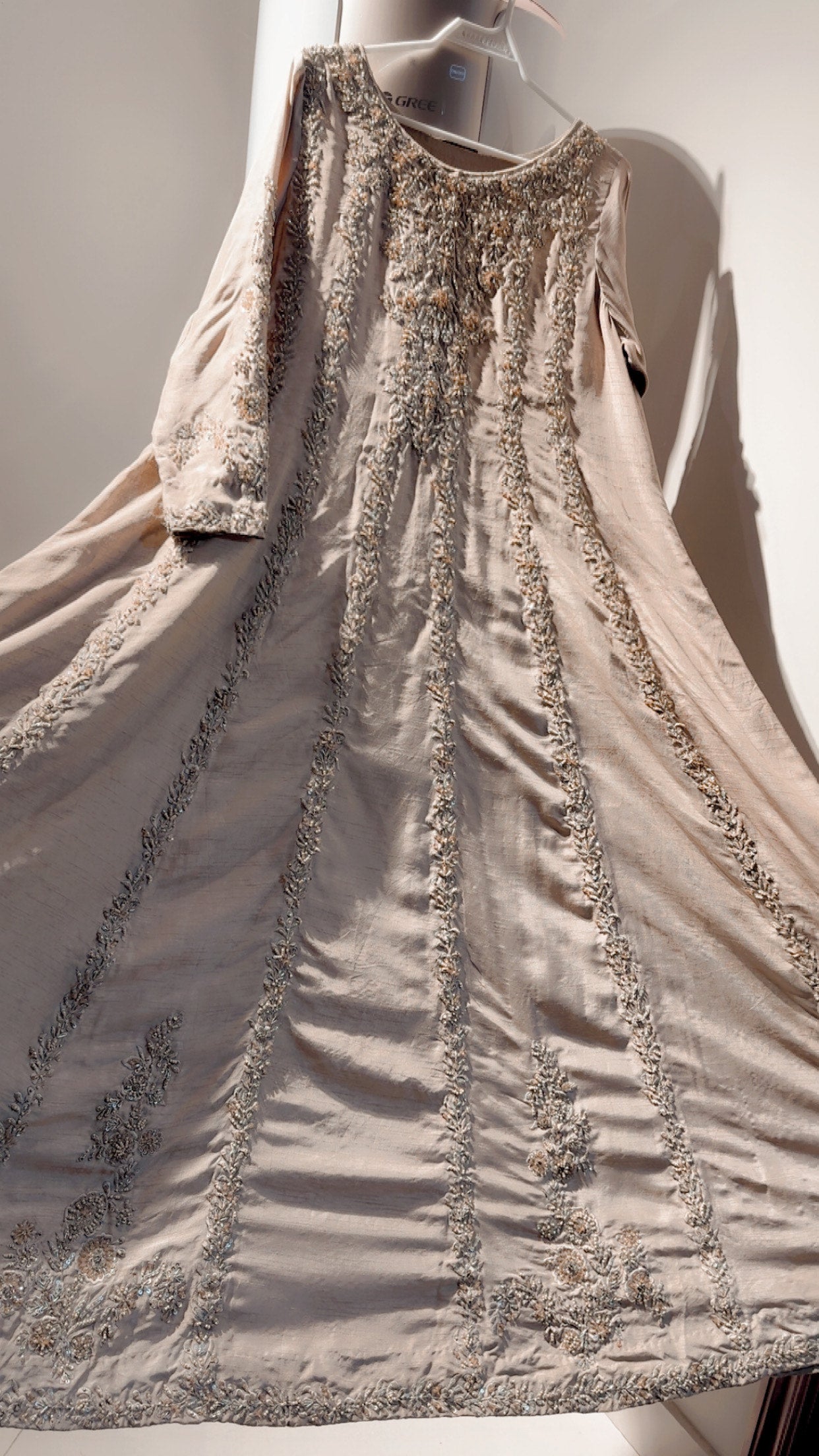 Beige Gold Hardworked Kurta